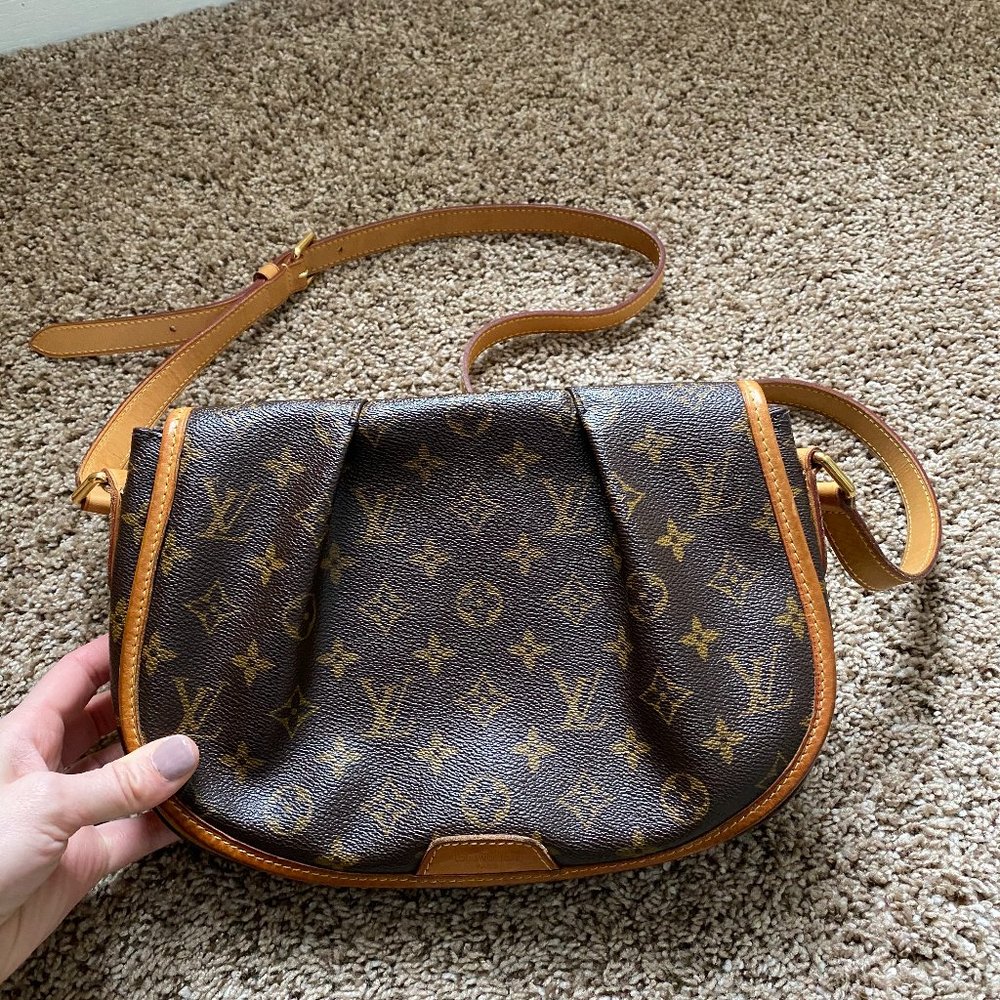 Louis Vuitton Menilmontant Handbag PM